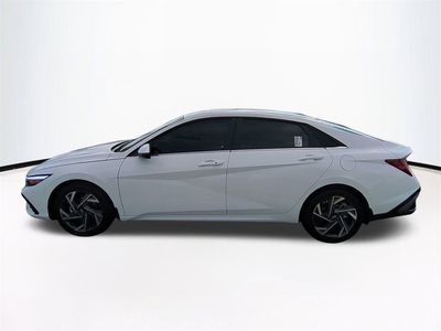 2026 Hyundai ELANTRA — photo 8 view