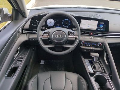 2026 Hyundai ELANTRA — photo 17 view