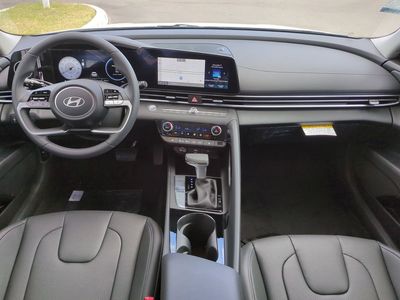 2026 Hyundai ELANTRA — photo 16 view