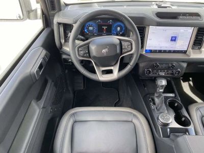 2026 Ford Bronco — photo 10 view