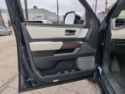 2023 Toyota Sequoia - Photo 14
