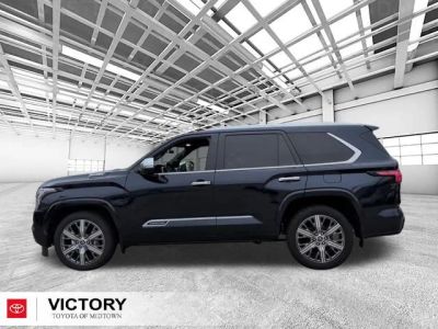 2023 Toyota Sequoia - Photo 5