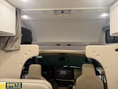 2026 Thor Motor Coach Quantum - Photo 3