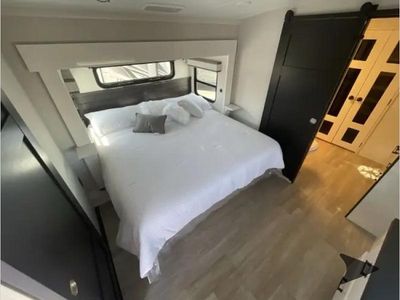 2026 Jayco Pinnacle — photo 23 view