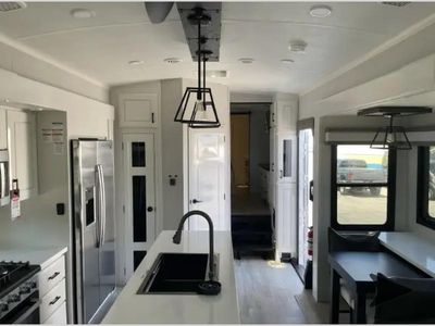 2026 Jayco Pinnacle — photo 11 view