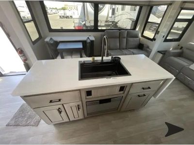 2026 Jayco Pinnacle — photo 19 view
