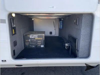 2026 Jayco Pinnacle — detail view