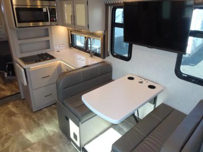 2023 Thor Motor Coach QUANTUM - Photo 6