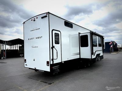 2026 East to West Tandara - Photo 2