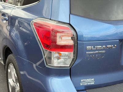 2018 Subaru Forester — photo 10 view