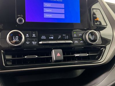 2024 Toyota Highlander — photo 23 view