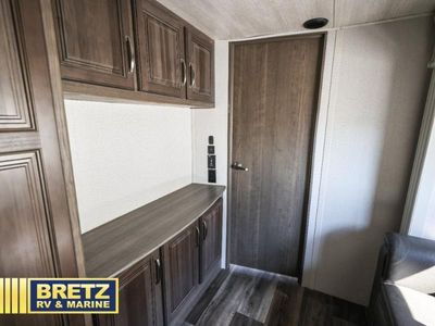2022 Keystone RV Cougar — photo 12 view
