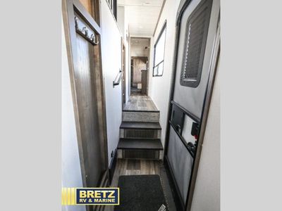 2022 Keystone RV Cougar — photo 14 view