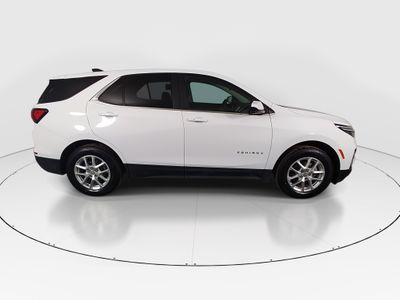 2024 Chevrolet Equinox — photo 8 view
