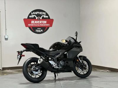 2026 Yamaha YZF-R3 - Photo 4