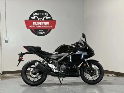2026 Yamaha YZF-R3 - Photo 1