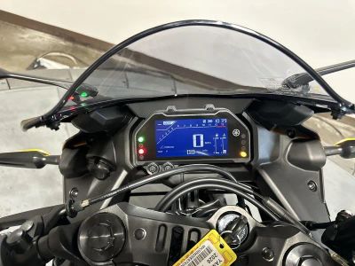 2026 Yamaha YZF-R3 - Photo 11