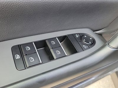 2026 Mazda CX-50 Hybrid — photo 21 view