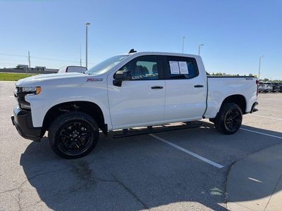 2021 Chevrolet Silverado 1500 — engine compartment view