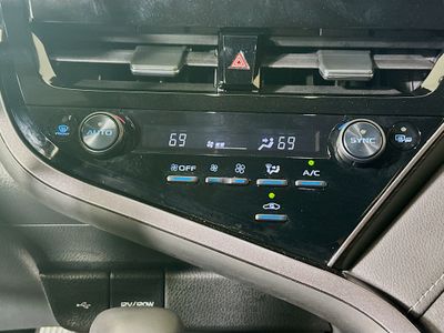 2024 Toyota Camry - Photo 22