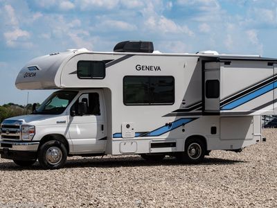 2026 Thor Motor Coach Geneva — photo 33 view