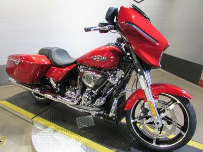 2025 Harley-Davidson FLHX - Street Glide — side profile view