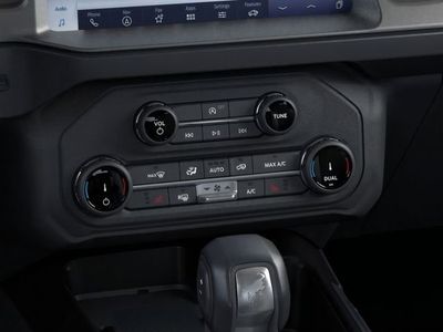 2026 Ford Bronco — photo 16 view