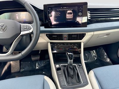 2026 Volkswagen Jetta — photo 18 view