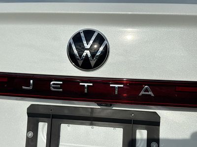 2026 Volkswagen Jetta — photo 11 view