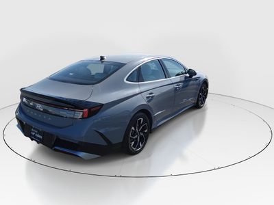 2024 Hyundai Sonata — photo 7 view