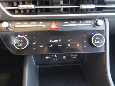 2024 Hyundai Sonata — photo 19 view