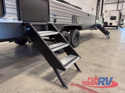 2026 Coachmen RV Clipper 6K Series — photo 19 view