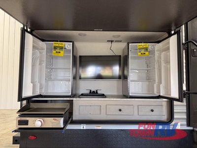 2026 Coachmen RV Clipper 6K Series — photo 18 view