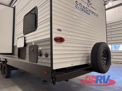 2026 Coachmen RV Clipper 6K Series — photo 13 view