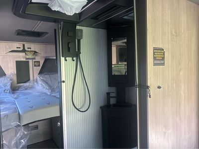 2026 Grand Lineage Series M — photo 14 view