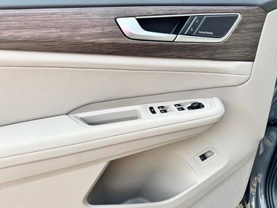 2026 Volkswagen Atlas - Photo 12