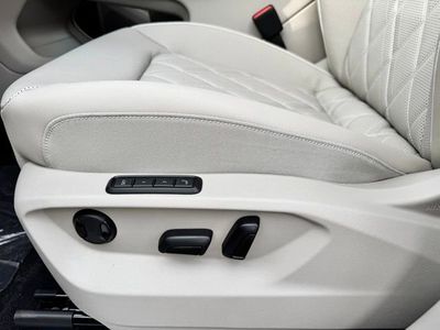 2026 Volkswagen Atlas - Photo 13