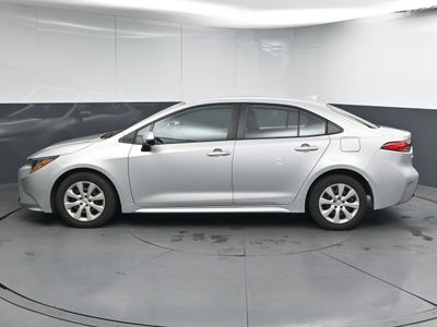 2026 2023 Toyota Corolla LE Sedan - Photo 4