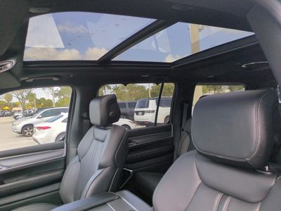 2026 Jeep Grand Wagoneer — photo 22 view