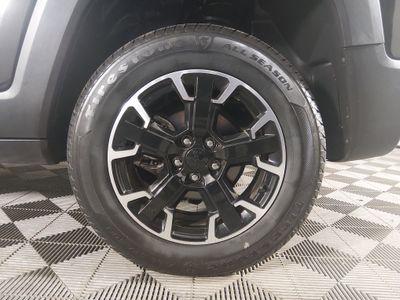 2023 Jeep Renegade — photo 10 view