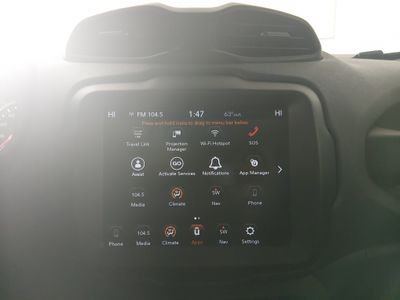 2023 Jeep Renegade — photo 17 view
