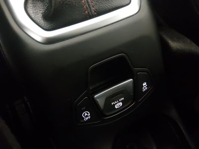 2023 Jeep Renegade — photo 20 view