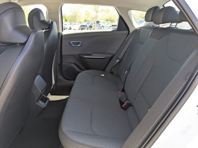 2026 Kia K4 — photo 14 view