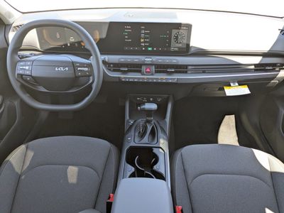 2026 Kia K4 — photo 16 view