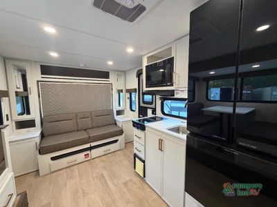 2026 Grand Design Transcend One — photo 12 view