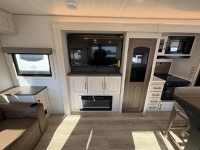 2026 Forest River Grand Surveyor — photo 18 view
