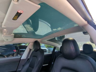 2020 Tesla Model 3 - Photo 22
