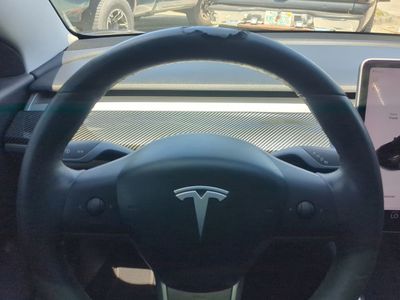 2020 Tesla Model 3 - Photo 29
