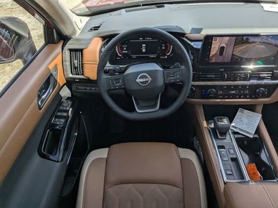 2026 Nissan Pathfinder — photo 16 view