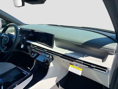 2026 Hyundai TUCSON — photo 14 view